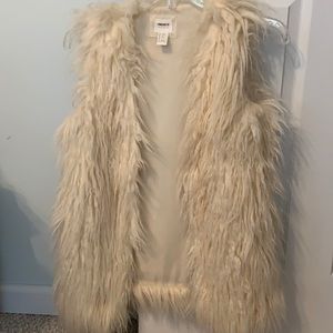Forever 21 GIRLS faux fur shag vest
